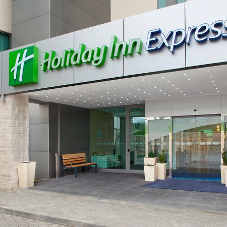 Holiday Inn Express Lisbon Airport, An Ihg Hotel Ngoại thất bức ảnh