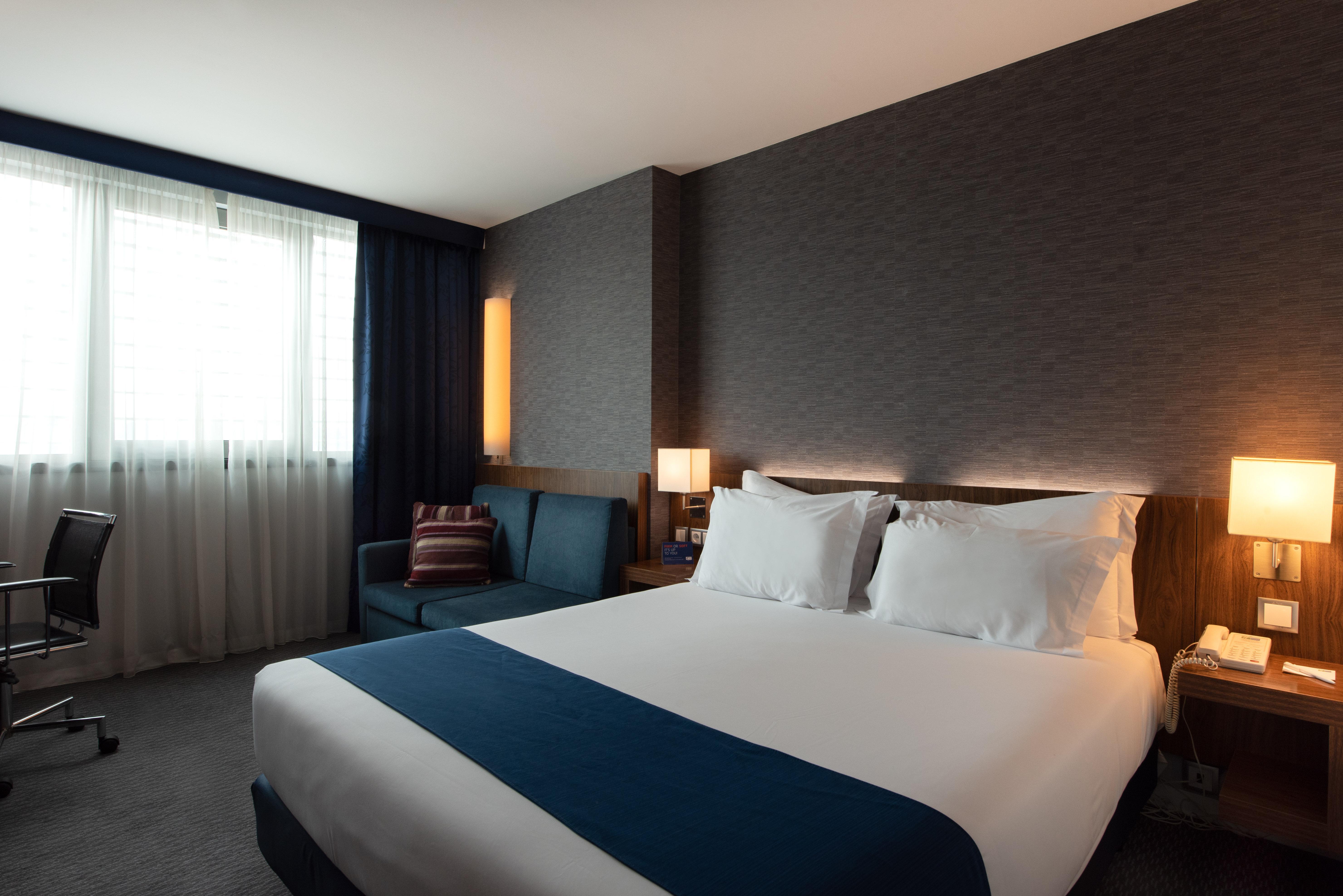 Holiday Inn Express Lisbon Airport, An Ihg Hotel Ngoại thất bức ảnh