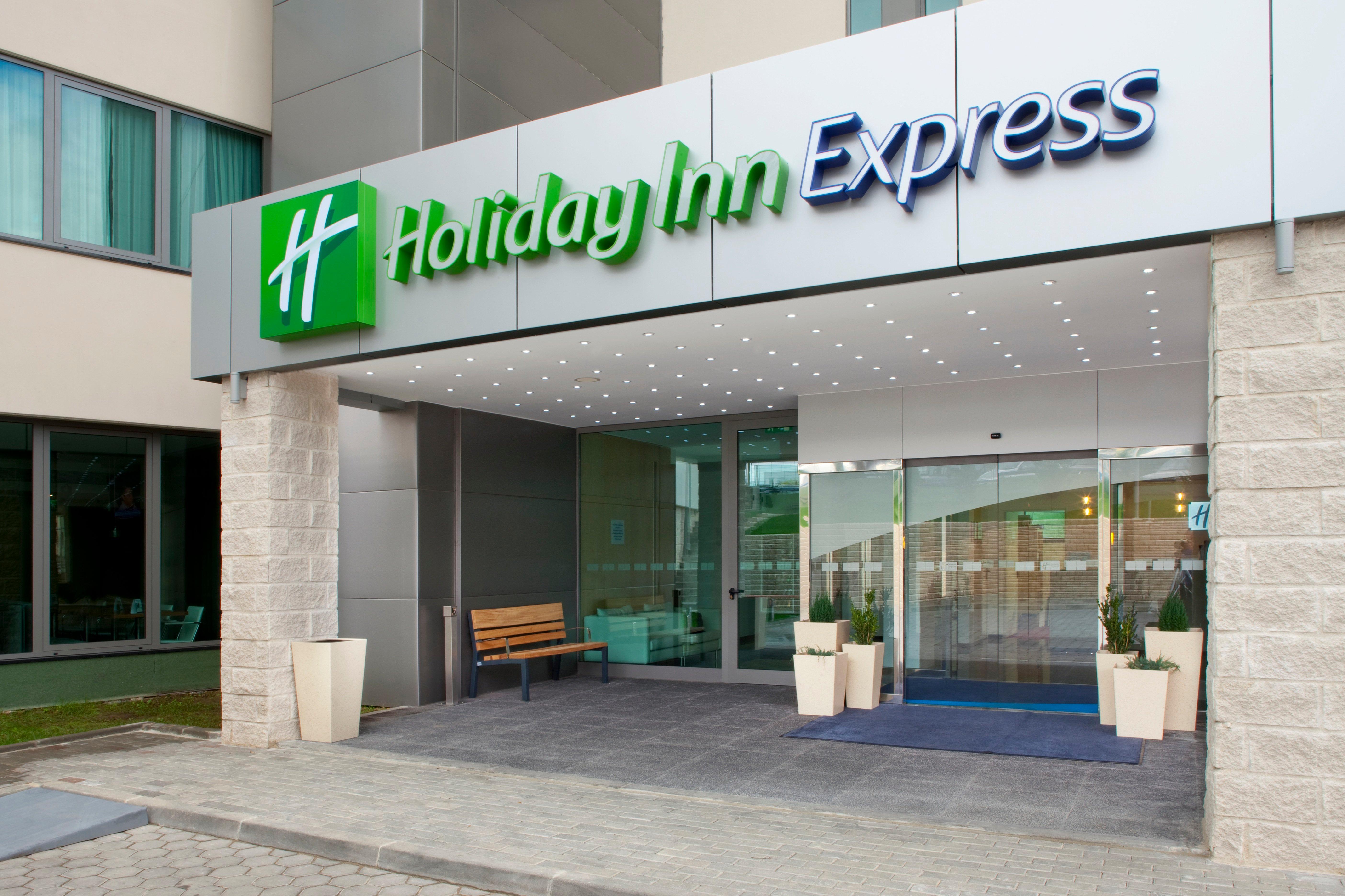 Holiday Inn Express Lisbon Airport, An Ihg Hotel Ngoại thất bức ảnh