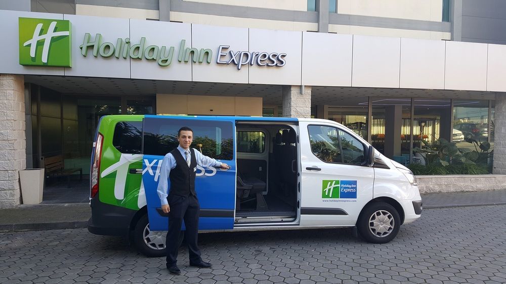 Holiday Inn Express Lisbon Airport, An Ihg Hotel Ngoại thất bức ảnh