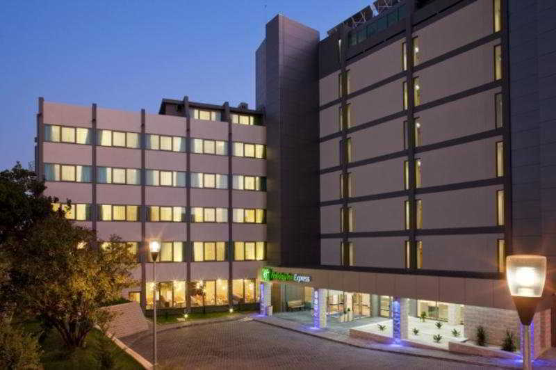 Holiday Inn Express Lisbon Airport, An Ihg Hotel Ngoại thất bức ảnh